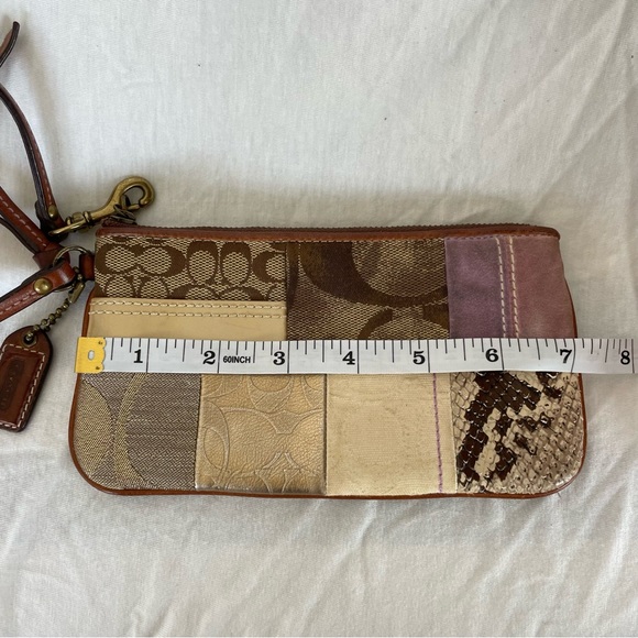 Vintage Coach Patchwork Wristlet - Picture 6 of 11